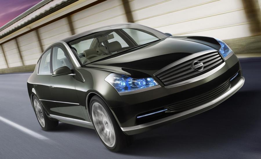 Nissan Fuga 2011 года  (фото 18 из 21)